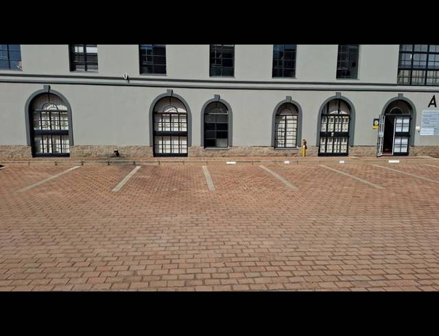 BUSINESS PROPERTY TO RENT IN GRAND CENTRAL